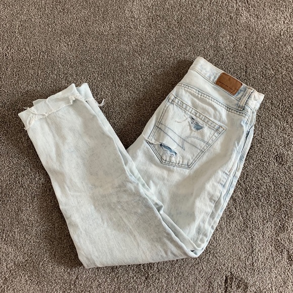American Eagle Outfitters Denim - American Eagle Mom Jeans